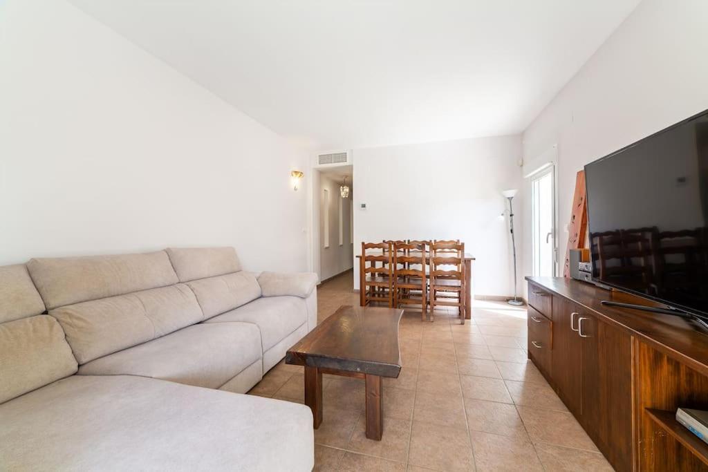 אלמריה Trendy Homes Toyo Golf מראה חיצוני תמונה